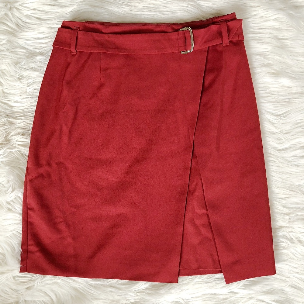 White House Black Market A-Line Pencil Belt Skirt
